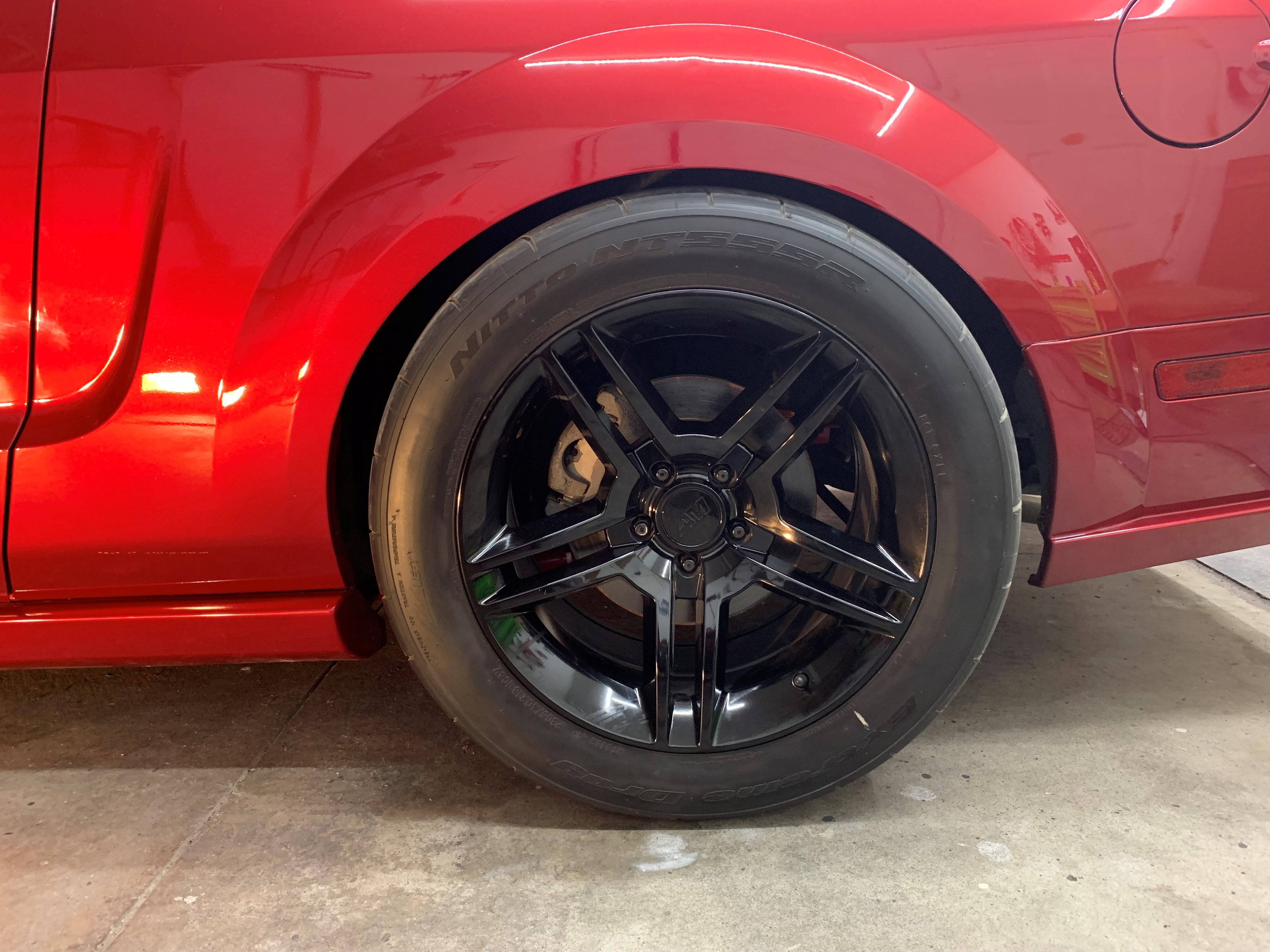 NITTO Challenger NT555R Extreme Drag Radial Tire 180720 (305/40R18