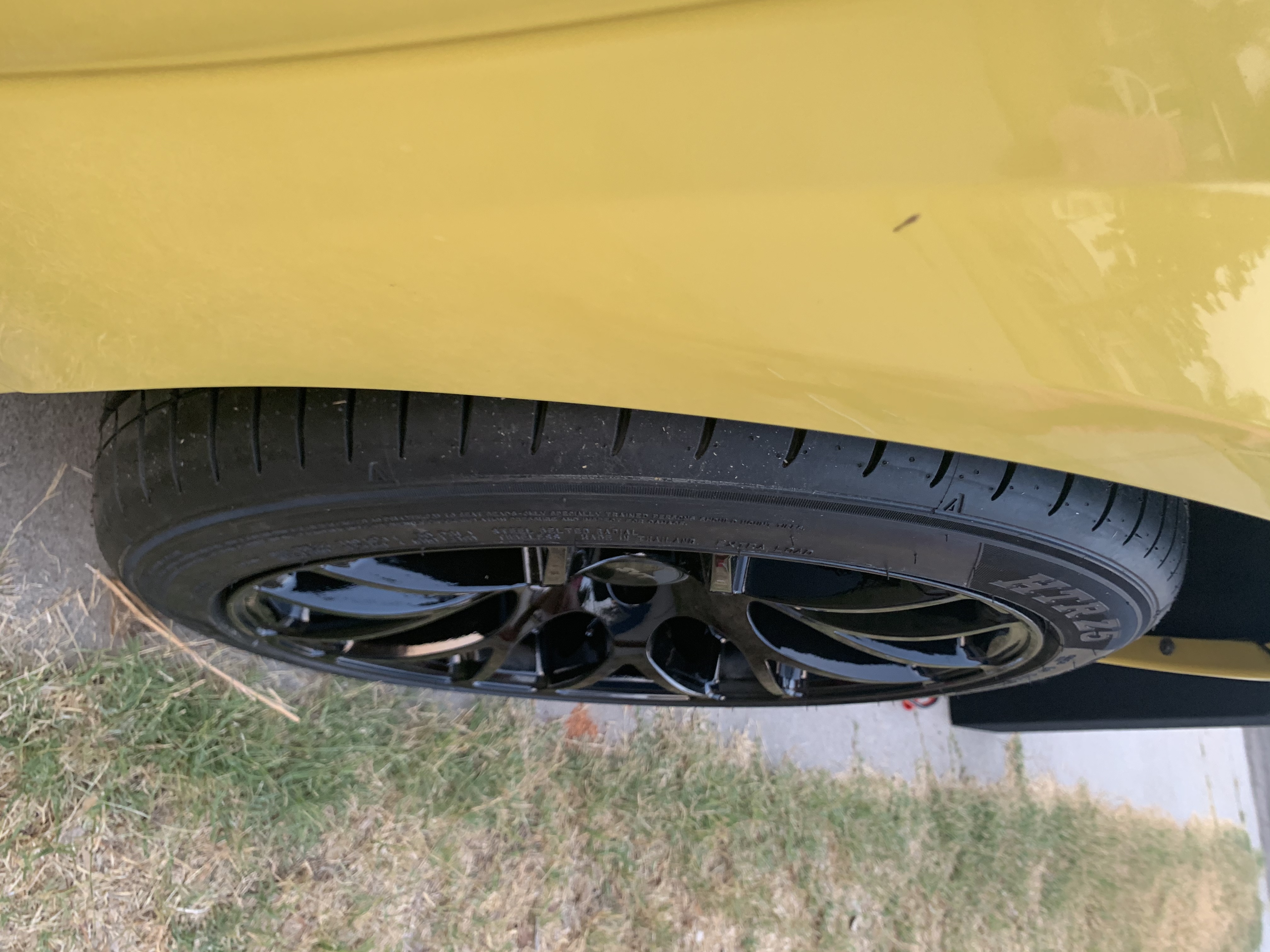 18x9 S Style Wheel and Sumitomo HTR Z5 Summer Tire Package 32756