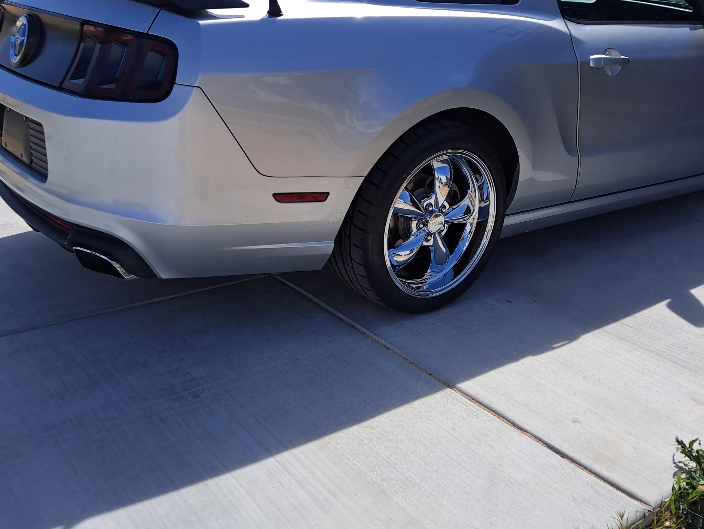 Mustang Deep Dish Bullitt Chrome Wheel; Rear Only; 19x10; 48mm