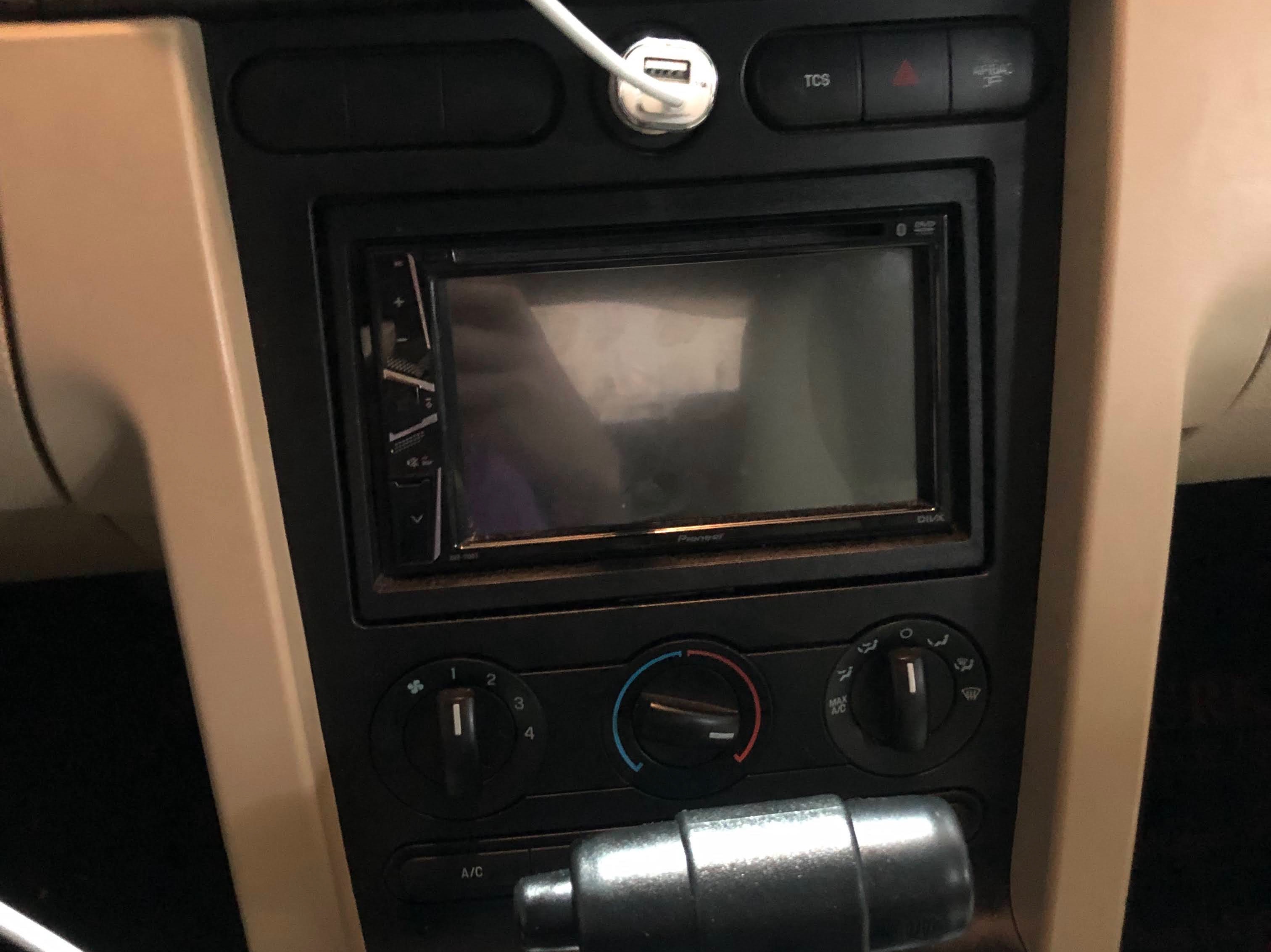 Scosche Mustang Double DIN Installation Dash Kit FD1426B (05-09