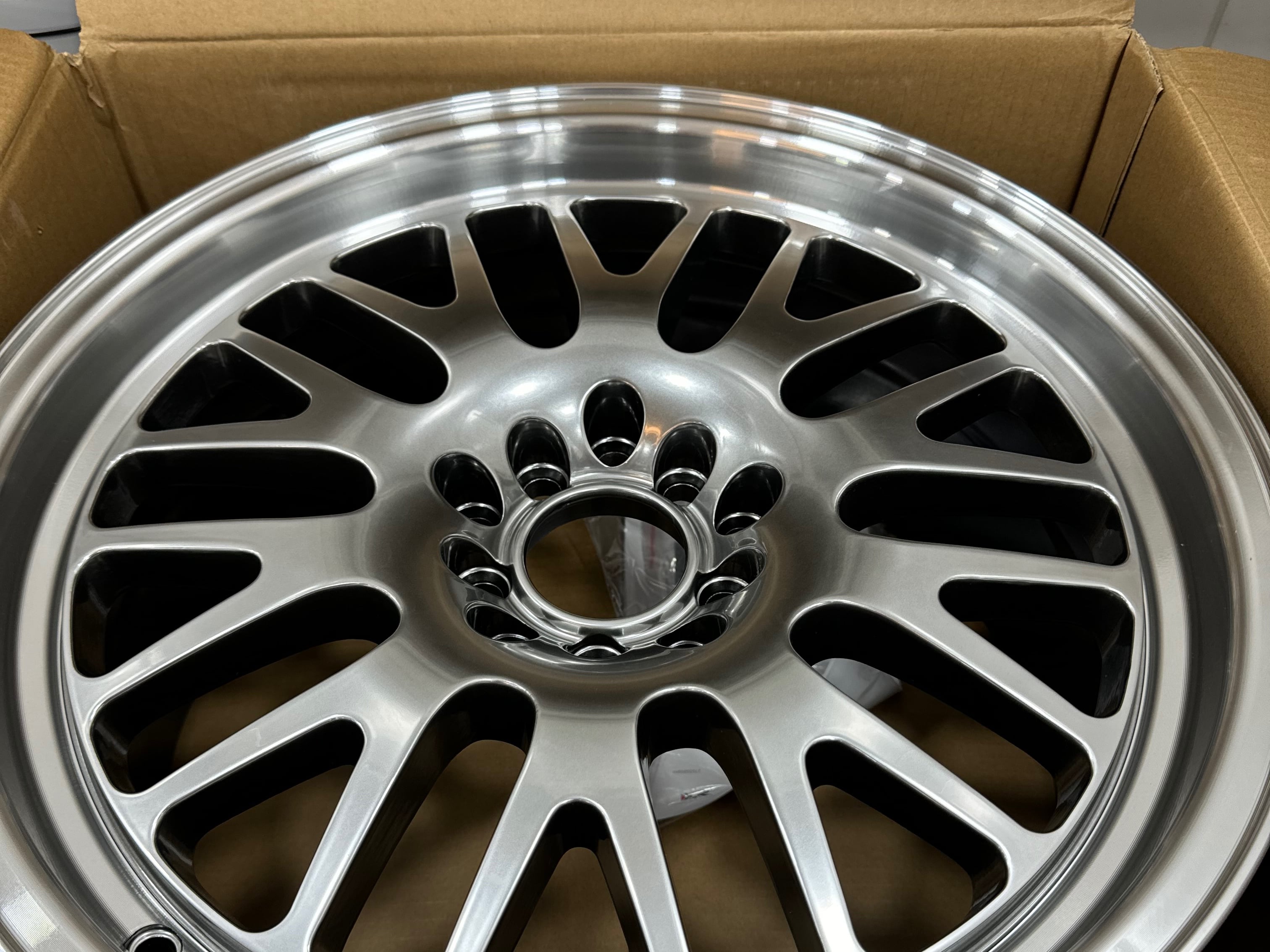 Mustang 531 Platinum Wheel; 17x8; 35mm Offset (99-04 Mustang