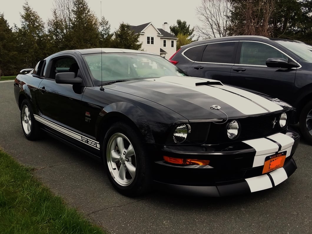 MMD Eleanor Style Window Scoops; Pre-Painted (05-14 Mustang