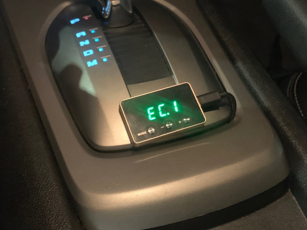 Raxiom SpeedForm Series Throttle Controller (1015 Camaro) Raxiom