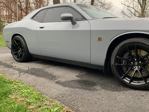 Tail Light Covers; Carbon Fiber Look (15-23 Challenger)